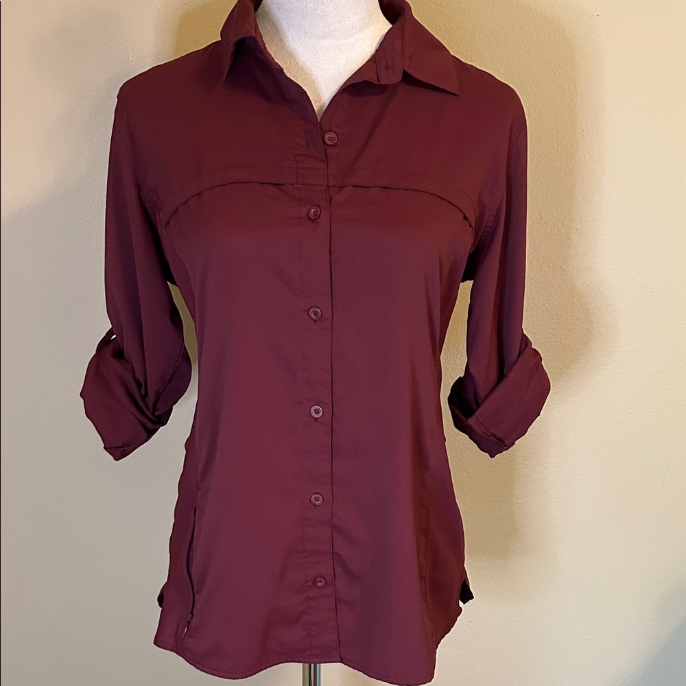 NWOT Magellan Outdoors Women's Maroon Button-Down Shirt